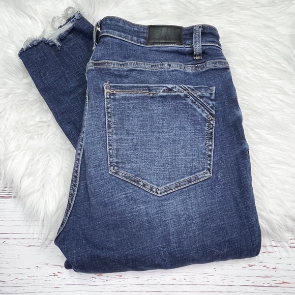 👖|•BUCKLE BLACK•| Ankle Skinny Jeans Shaping & Smoothing👖 - Picture 3 of 8